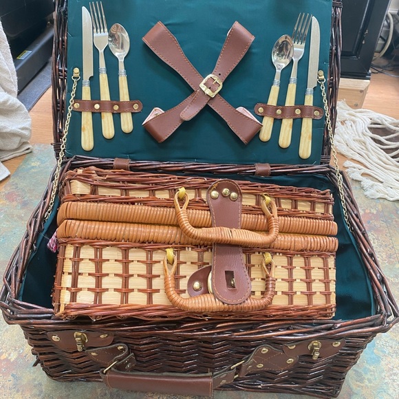 Anne Klein Storage & Organization Picnic Baskets Poshmark